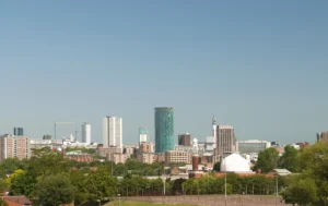 A-panoramic-view-of-the-city-skyline-showcasing-modern-buildings-in-the-West-Midlands-Property Sourcing