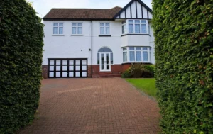 Classic-residential-care-home-with-a-neat-front-yard-and-driveway