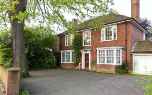 Traditional-brick-house-with-a-spacious-driveway