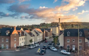 Residential-streetscape-with-emphasis-on-Social-Housing-Rent-availability