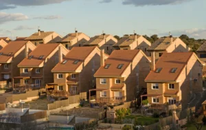 Row-of-residential-houses-showcasing-properties-that-can-be-leased-for-care-homes-with-guaranteed-rental-solutions