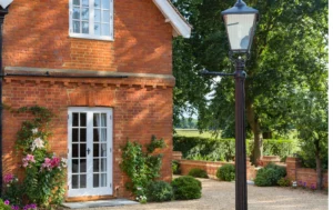 Urban-Housing-with-garden-and-traditional-design