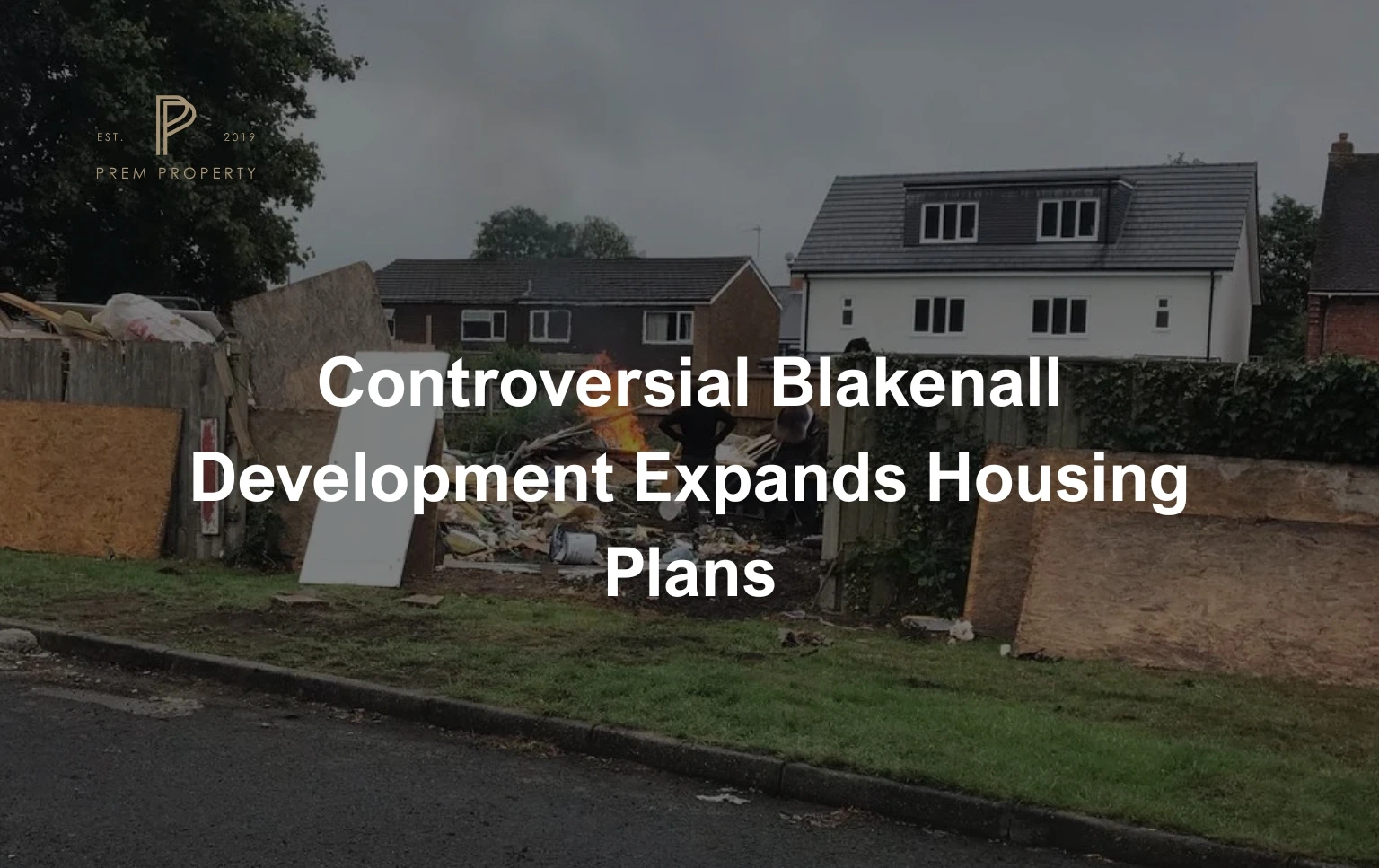 Blakenall-development-with-construction-site-and-new-housing